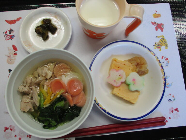 1月お雑煮（1/1朝食）