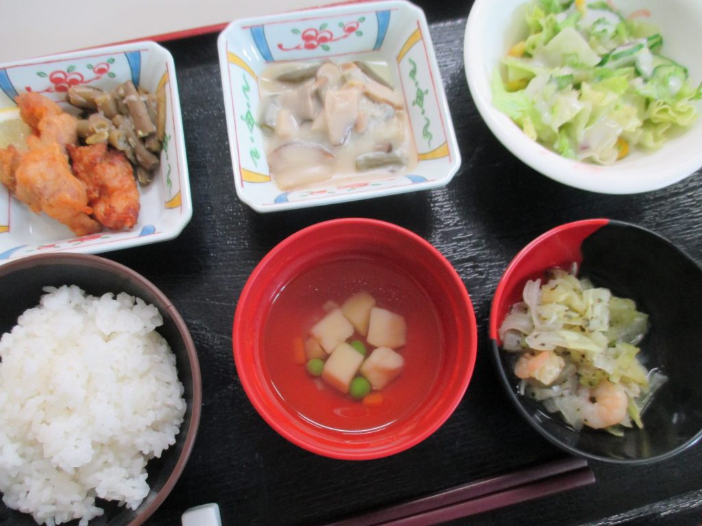 主菜セレクト＆ミールラウンド