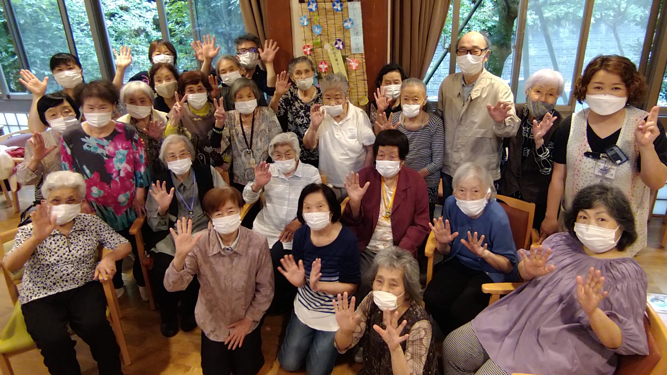 暑中見舞いが届きました🍉